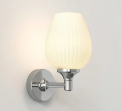 Applique*Astro Applique de salle de bain, Liberty, , IP44, L12,4cm, H23,5cm - chrome poli