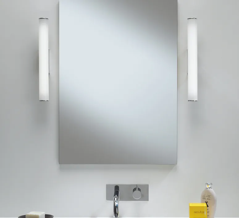 Applique*Astro Applique de salle de bain, Dio LED, , IP44, LED, 3000K, 320lm, L4cm, H40cm - Lighting chrome