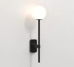 Applique de salle de bain, Tacoma Single Grande, noir mat, abat-jour Tacoma Glass, opalin, IP44, L13,5cm, H53,2cm - Astro Lighting