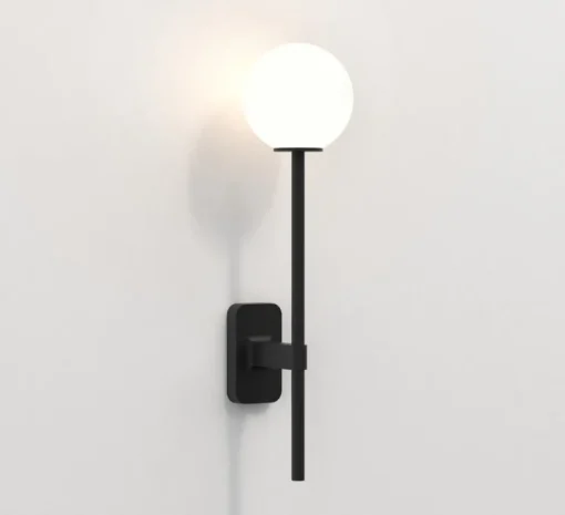 Applique de salle de bain, Tacoma Single Grande, noir mat, abat-jour Tacoma Glass, opalin, IP44, L13,5cm, H53,2cm - Astro Lighting