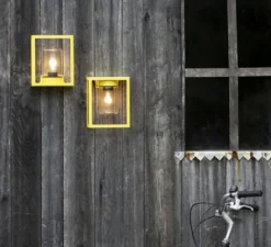 Applique*Roger Pradier Applique d'extérieur, Hugy N° 1, , IP65, L20,6cm, H25,3cm - verre clair, jaune souffre