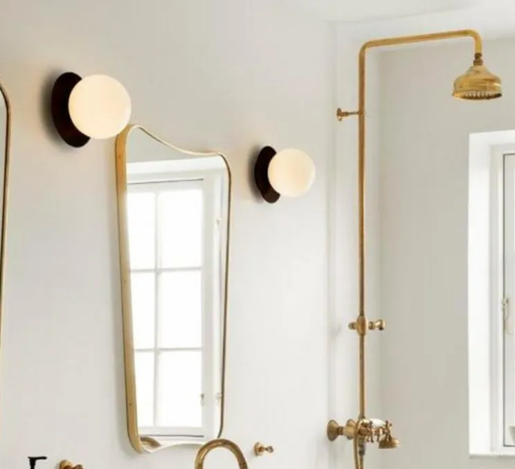 Applique d'extérieur, Liila 1, noir mat, globe opalin, IP54, Ø14cm, H16,5cm - Nuura