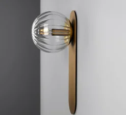 Applique*Schwung Applique murale, Adrion LG, , L15cm, H38cm - laiton, verre transparent strié