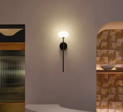 Applique*LEDS C4 Applique murale, Bloom, blanc & noir, IP44, LED, 2700K, 262 lm, Ø12,4cm, H45,5cm - blanc & noir