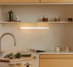 Applique murale, Calma, bleu, verre opalin, LED, IP44, 2700K, 608lm, L50cm, P8cm - Faro