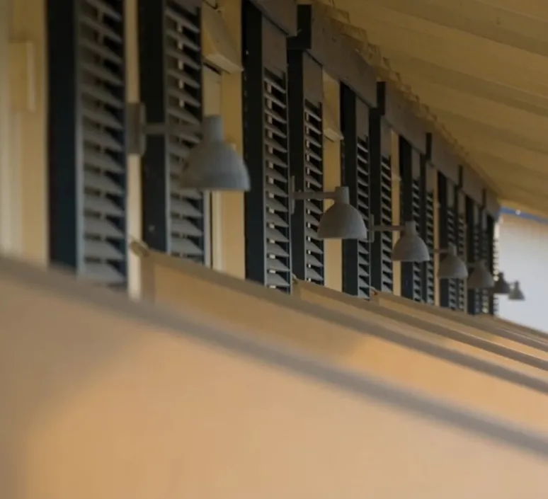 Applique*Louis Poulsen Applique murale d'extérieur, Toldbod 155, , IP44,L26,7cm, H15,8cm - aluminium