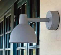 Applique*Louis Poulsen Applique murale d'extérieur, Toldbod 155, , IP44,L26,7cm, H15,8cm - aluminium