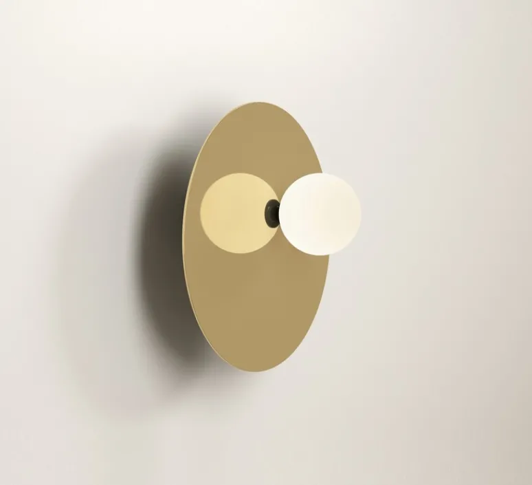 Applique*Atelier Areti Applique murale, Disc and Sphere Asymmetrical, , Ø23cm, H23cm - laiton, base noire