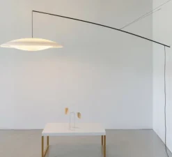 Applique murale déportée, Diva perché petit modèle, blanc, L62cm, H65cm - Celine Wright