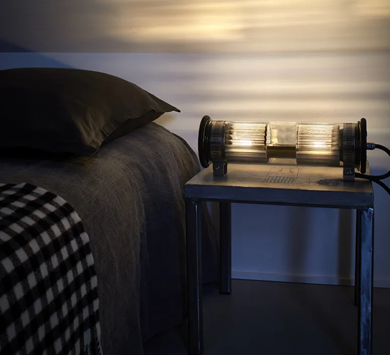 Applique*DCW éditions Paris Applique murale, In The Tube 100-350, , Ø10cm, H37cm - réflecteur argenté et mailles dorées