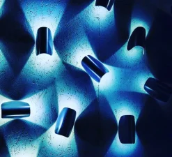 Applique*Fontana Arte Applique murale, IO, , IP40, LED, dim, 2700K, 700lm, L10,5cm, H16,5cm - bleu