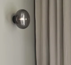 Applique murale, Karl Johan, verre fumé, noir, H18cm, Ø23cm - New Works