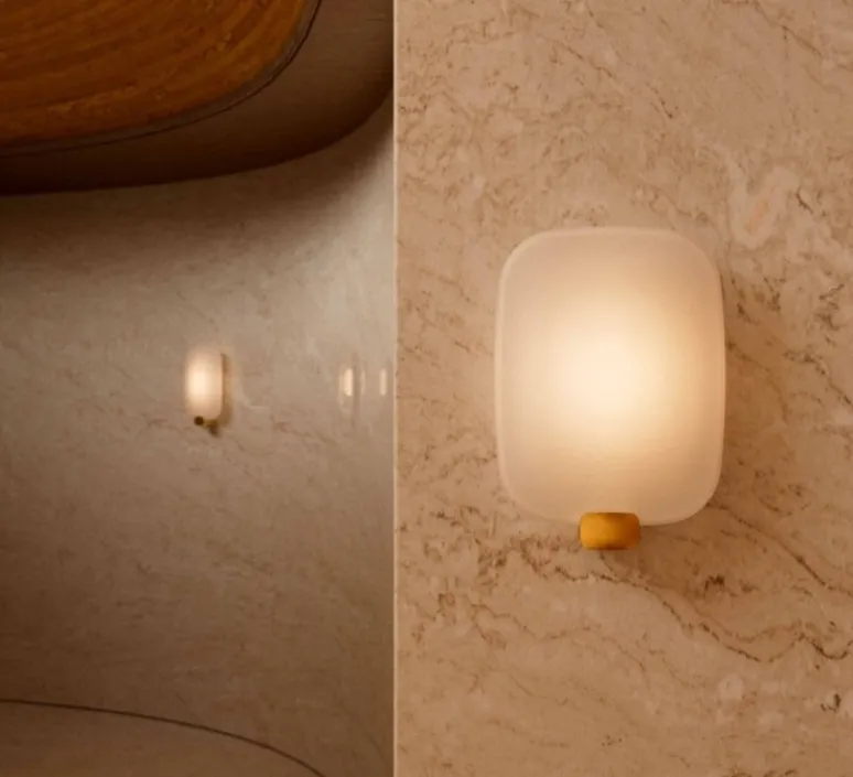 Applique*DCW éditions Paris Applique murale, Light Me Tender Vertical, , IP44, LED, dim, 2700K, 1430 lm, L23cm, H32cm - verre, or