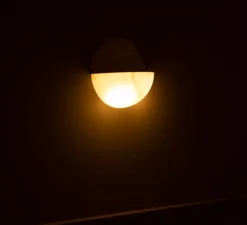 Applique*Simone & Marcel Applique murale, Luno, , L27cm, H27cm - albâtre, laiton