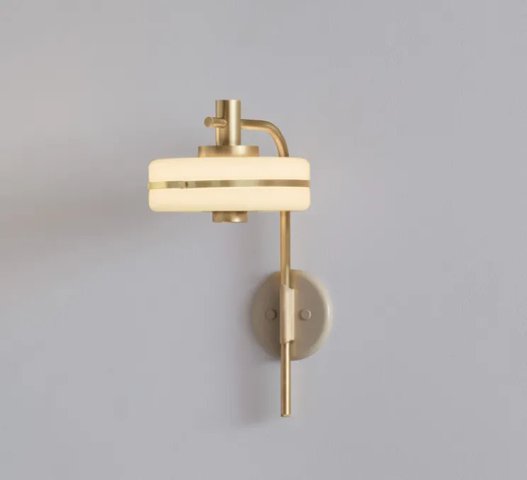 Applique murale, Masina 200, laiton brossé et base dove, L20cm, H39,3cm - bert frank