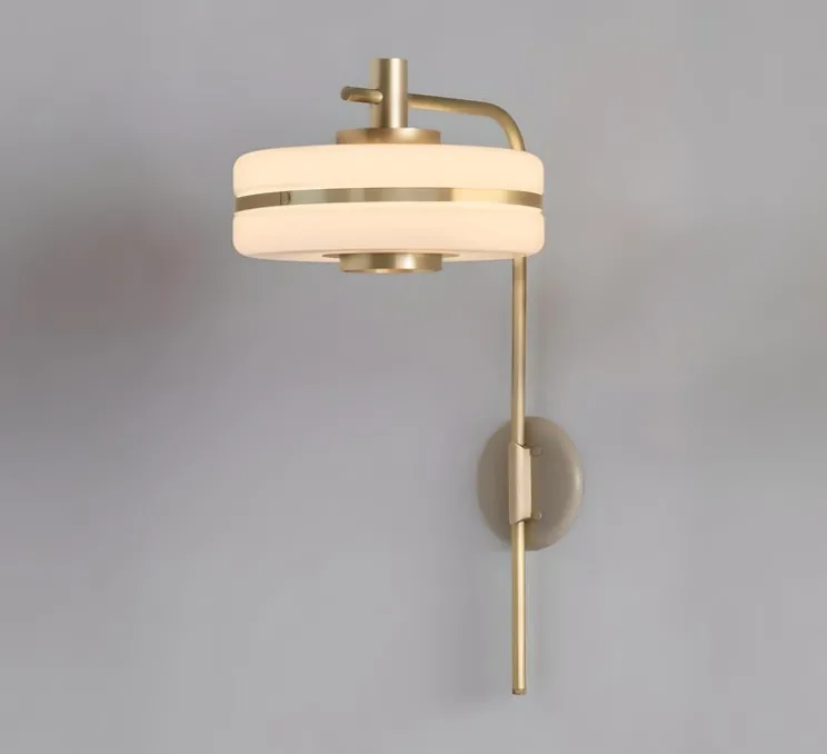 Applique murale, Masina 400, laiton brossé et base dove, L40cm, H76,5cm - bert frank