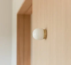 Applique*Contain Applique murale, Nuvol Simple, laiton brossé, verre opalin brillant, 11cm, H10cm - laiton brossé, verre brillant