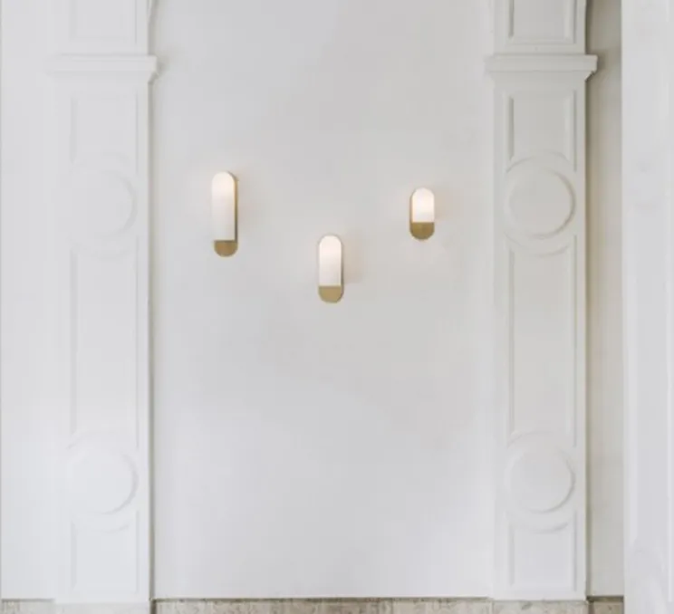 Applique murale, Odyssey Large, opalin et laiton poli, L10,5cm, H38cm - Schwung