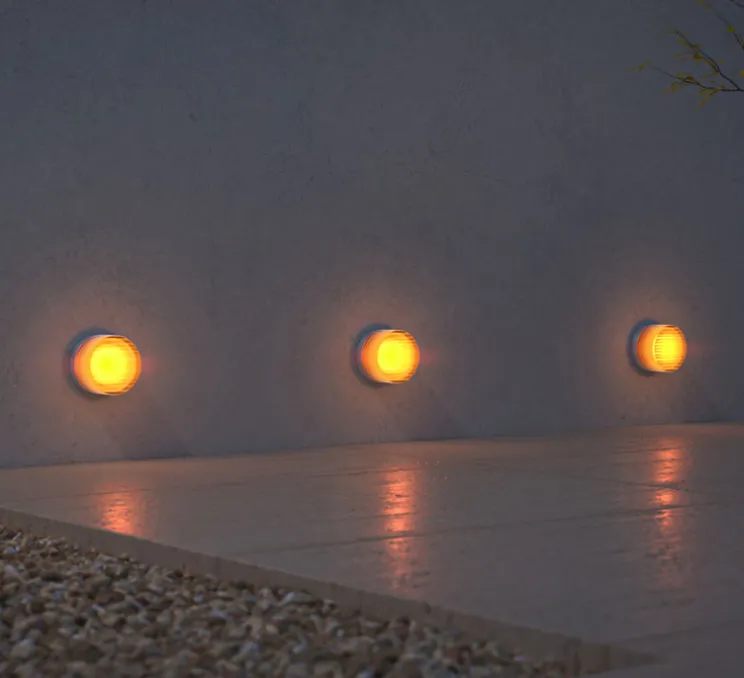 Applique murale, Oma, Ambre, IP65, LED, dim, 3000K, 144 lm, Ø13,4cm, H8,7cm - Beneito Faure