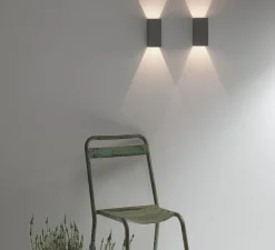 Applique*Astro Applique murale, Oslo 160, , IP65, LED, 3000K, 99lm, L7cm, H16cm - noir