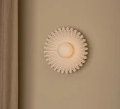 Applique murale, Ostro, écru céramique, Ø31cm, H31cm - Simone & Marcel