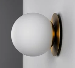 Applique murale ou plafonnier, Pulsar 150, laiton, verre opale, Ø15cm, H15cm - Schwung