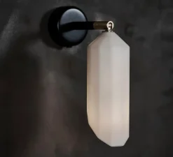 Applique murale, Pliverre 292, noir mat, L8cm, H8 - 30cm - Le Klint