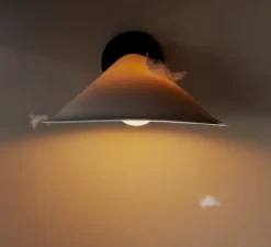 Applique*DCW éditions Paris Applique murale, Plume, , porcelaine, L25,1cm, H9,7cm - noir et blanc