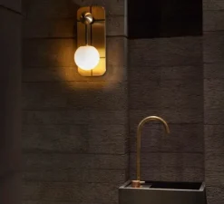 Applique*Bert frank Applique murale, Rift, , IP44, Ø12,5cm, H36,5cm - Opal, noir, laiton