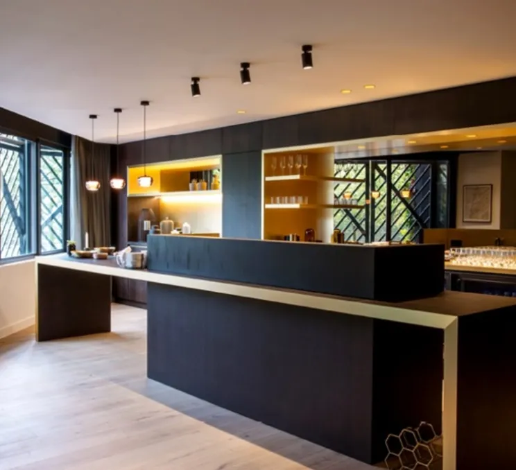 Applique murale, Sqube On Base ceiling surface 2.0 LED, noir, LED, 2700K, 711lm, Ø6,5cm, H13,3cm - Wever&Ducré