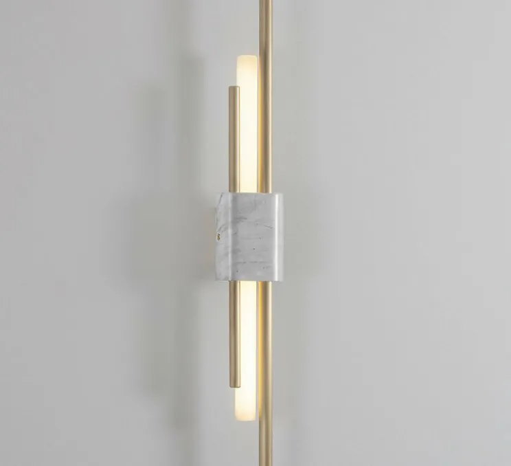 Applique murale, TANTO LARGE, laiton, LED, White, 2700K, L8,6cm, H65cm - Bert Frank