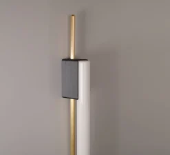 Applique*Contain Applique murale, Tubus 70, laiton poli, PLA fibre carbone, LED, dim, 2700K, 470lm, Ø3,2cm, H70cm - laiton poli, charbon