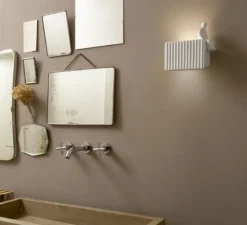 Applique*Karman Applique murale, Umarell, avec personnage assis, , LED, 3000K, 1282 lm, L18cm, H22cm - blanc mat