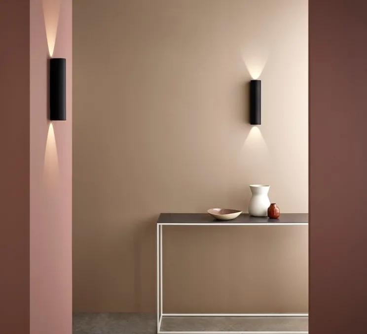 Applique murale, Yuma 300 LED, noir, LED, 2700K, 166lm, L7cm, H30cm - Astro