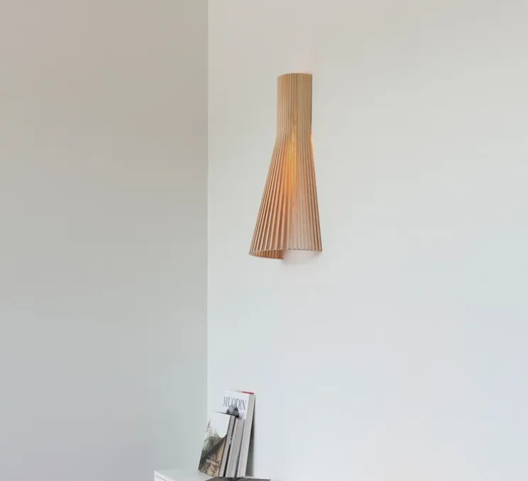 Applique murale,Secto 4230, câble+interrupteur, bouleau, 3000K, 470lm, H60cm, L30cm - Secto Design