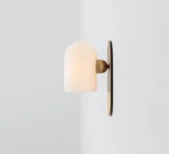 Applique*Schwung Applique, Odyssey Small, , L10,5cm, H23cm - opalin et laiton poli