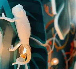 Plafonnier & Spot|Enfants*Seletti Applique ou plafonnier caméléon, Chameleon Lamp Going Up, , L21cm, H9cm - blanc