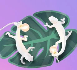 Plafonnier & Spot|Enfants*Seletti Applique ou plafonnier caméléon, Chameleon Lamp Going Up, , L21cm, H9cm - blanc