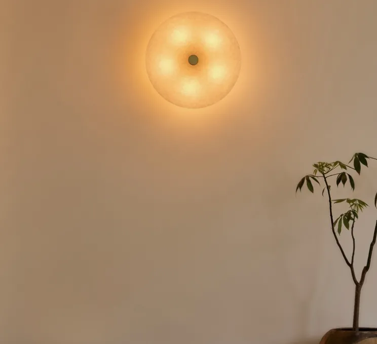 Applique ou plafonnier, Magma Large, laiton, verre opalin, Ø42,4cm, P10cm - Tala