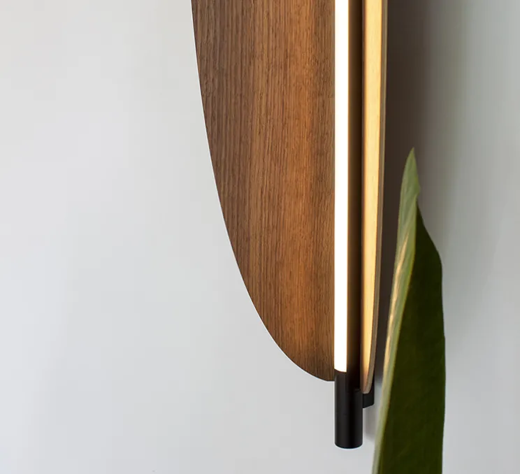 Applique ou plafonnier, Thula 562.43, sans câble, corps noir, détail noir, abat-jour noyer, IP40, LED, 2700K, 3400lm, L25cm, H134cm - Tooy