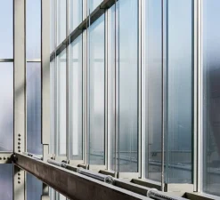 Applique ou plafonnier, Tubo, transparent, noir, IP67, LED, dim, 4000K, 5490 lm, L103,7cm, H8,5cm - O/M Light