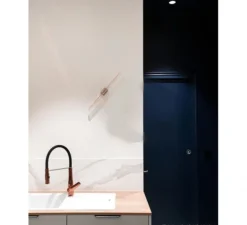 Applique, tubulaire, métal chromé, ampoule filament transparent, Ø3cm, H30cm - Zangra