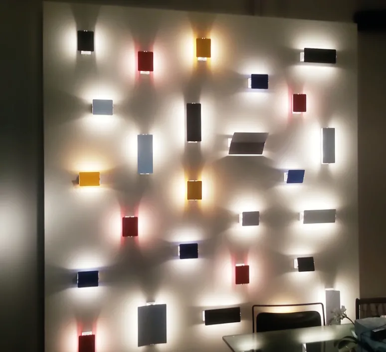 Applique|Enfants*Nemo Lighting Applique, Volet Pivotant Simple, , L17cm, H13cm, interrupteur - Charlotte Perriand- rouge