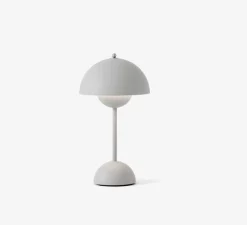 Lampe|Enfants*Andtradition Baladeuse, Flowerpot VP9, , IP44, LED, 2700K, 325lm, Ø16cm, H29,5cm - gris clair mat