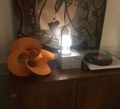 Lampe|Enfants*Marset Baladeuse, Follow me, , LED,2700K, 135lm Ø12,3cm, H28,8cm - blanc