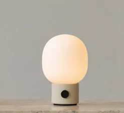 Baladeuse, JWDA , blanc albâtre, opalin mat, Ø14,5cm, H21,5cm - Audo Copenhagen