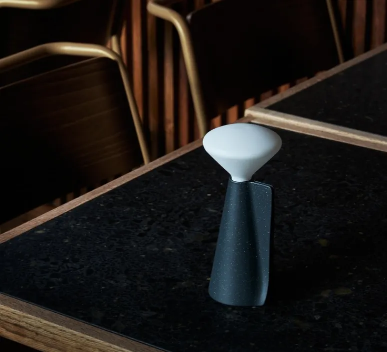 Lampe*Tala Baladeuse, Mantle, , IP44, Ø8cm, H19cm - Noir granite