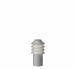 Lampadaire*Louis Poulsen Borne, Bysted Garden courte, , IP65, LED, 2700K, lm, Ø13,2cm, H25,4cm - Aluminium granité