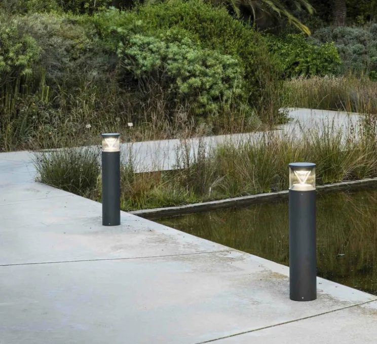 Borne, Rush 800, gris foncé, IP65, LED, 2700K, 1147 lm, Ø16cm, H80cm - Faro