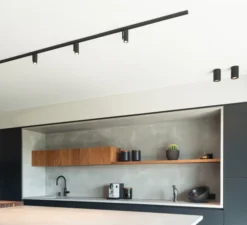 Composition, Rail, Pista, spots Medard et Pista, noir, LED, dim, 2700K, 2681 lm, L300cm, H2,1cm - Modular